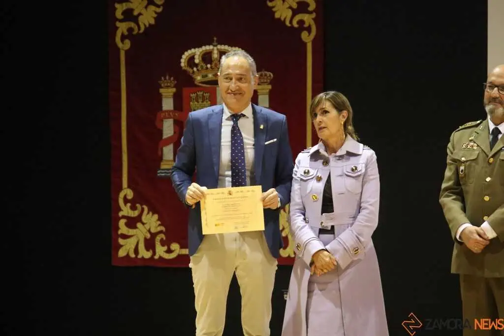 Acto homenaje Subdelegaci&oacute;n de Defensa Zamora _12