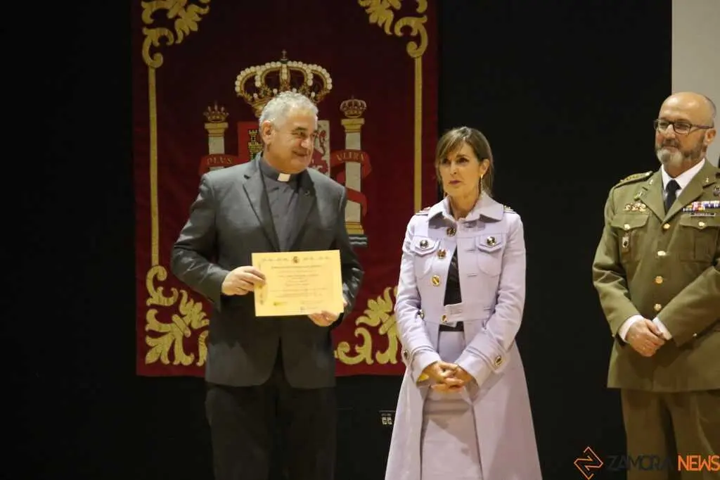 Acto homenaje Subdelegaci&oacute;n de Defensa Zamora _14