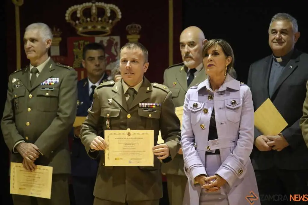 Acto homenaje Subdelegaci&oacute;n de Defensa Zamora _20