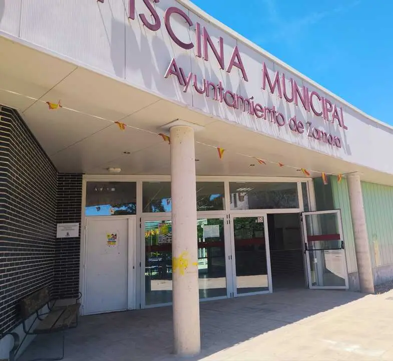 Piscina municipal Las Higueras