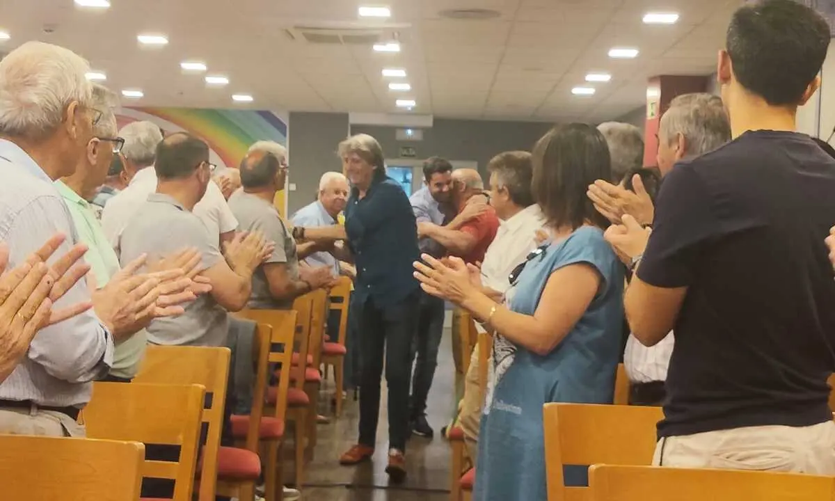 Carlos Mart&iacute;nez a su llegada al Consejo de Alcaldes y Alcadesas del PSOE
