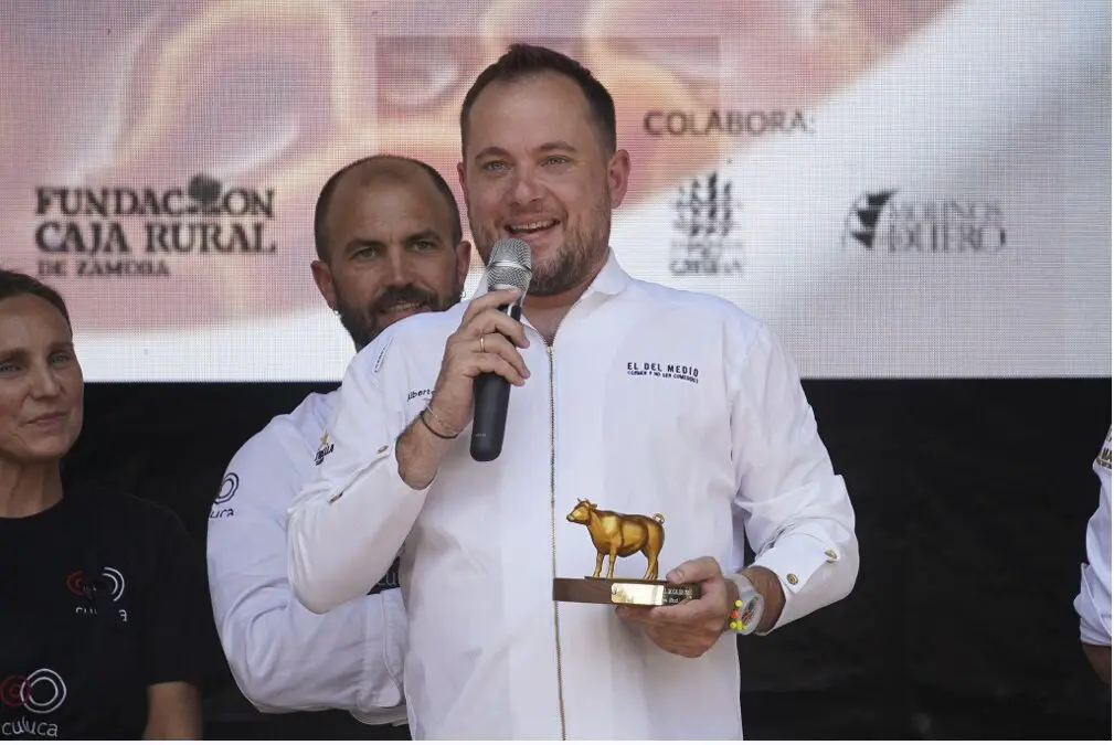 Alberto Gonz&aacute;lez
