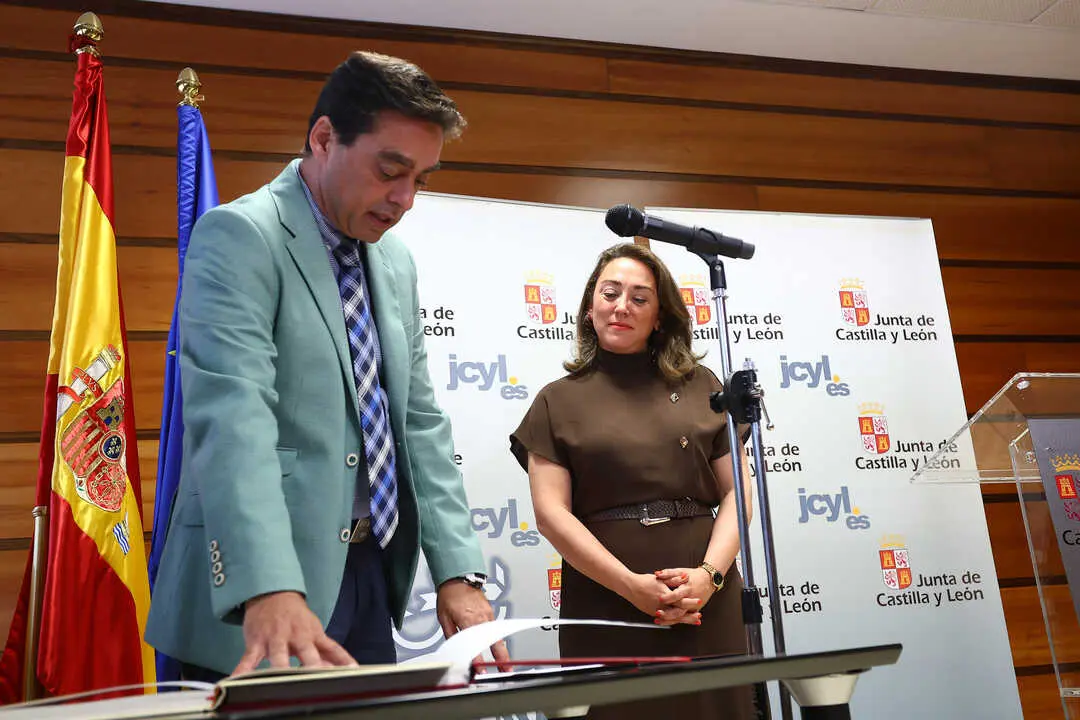 Toma posesi&oacute;n &Aacute;ngel S&aacute;nchez Nuevo Director de Prevenci&oacute;n y Extinci&oacute;n de Incendios Forestales