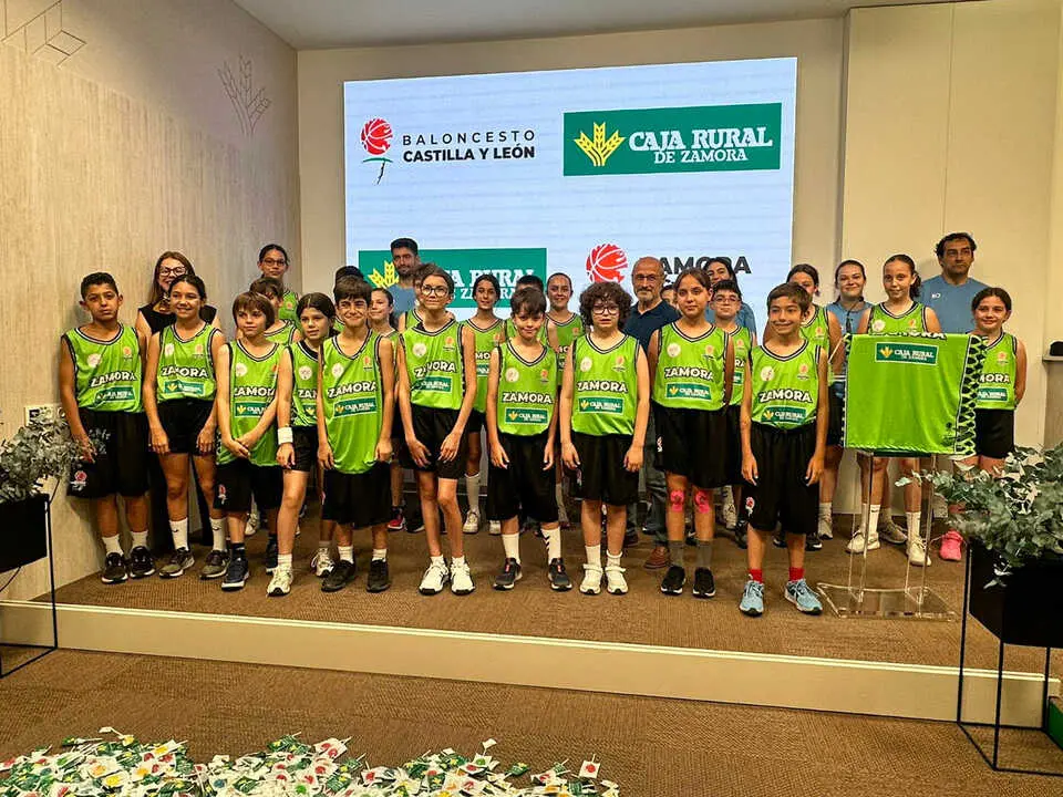 Presentaci&oacute;n selecciones para la final de PRD