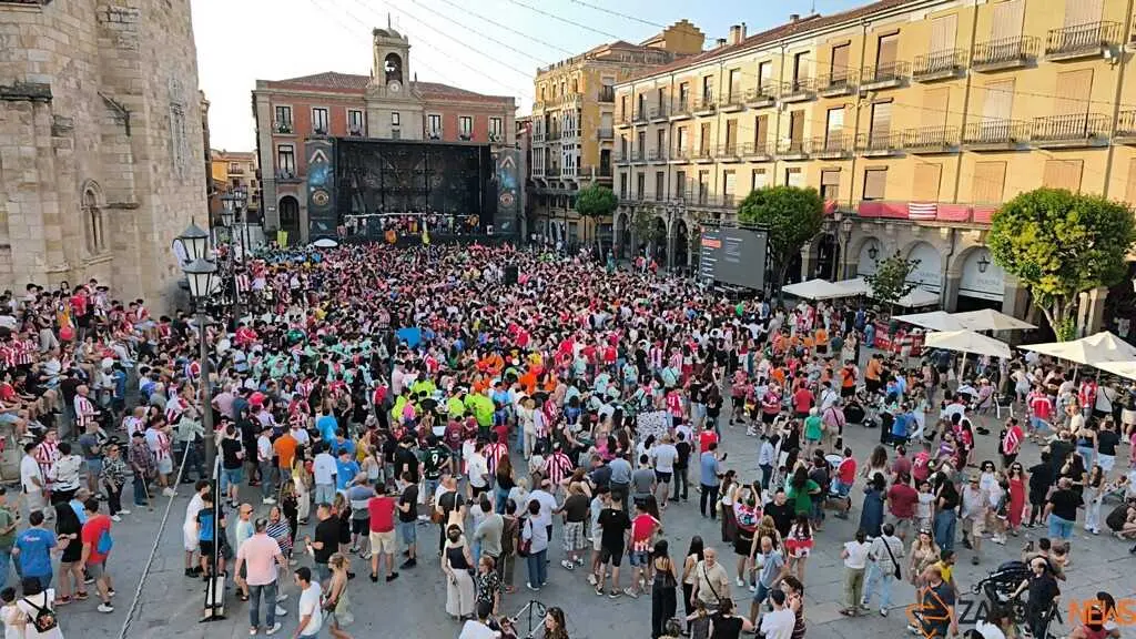 desfile de pe&ntilde;as San Pedro Zamora 2026
