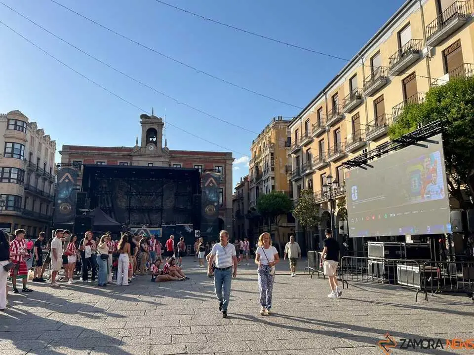Ambiente Zamora antes del encuentro Zamora CF _9