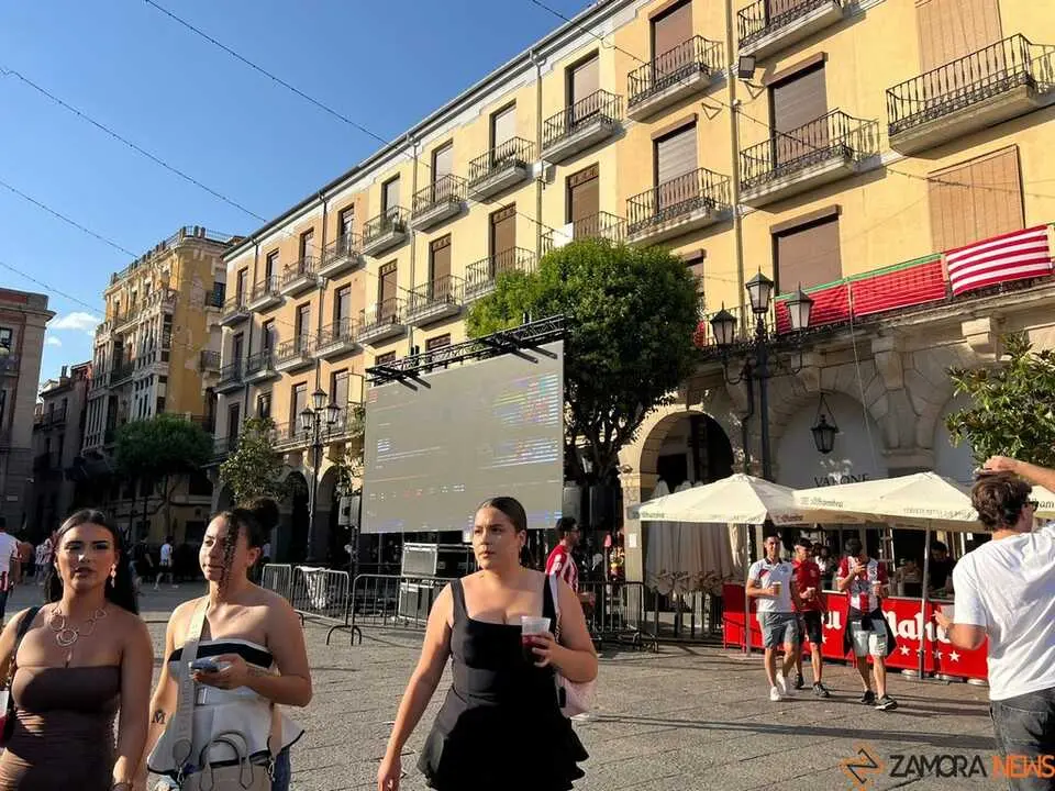 Ambiente Zamora antes del encuentro Zamora CF _11