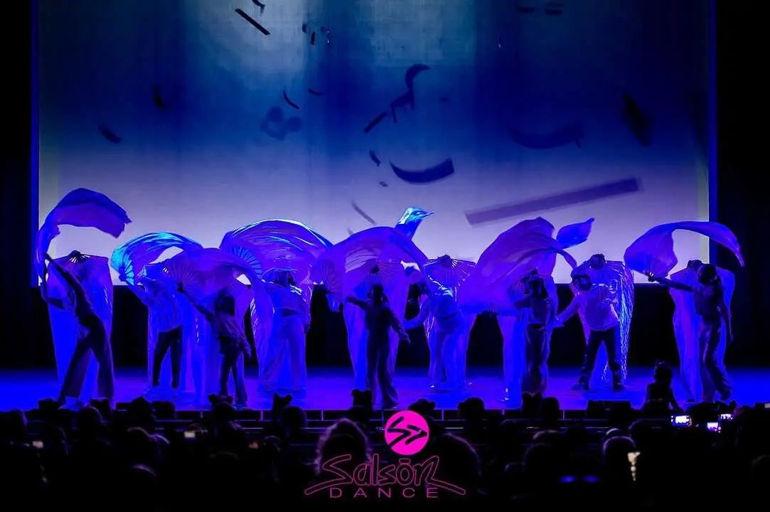 Sals&oacute;n Dance Colors - im&aacute;genes  Chema S&aacute;nchez_4