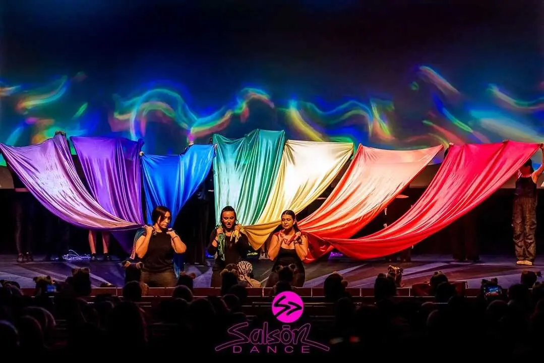 Sals&oacute;n Dance Colors - im&aacute;genes  Chema S&aacute;nchez_8