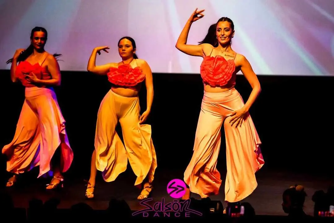 Sals&oacute;n Dance Colors - im&aacute;genes  Chema S&aacute;nchez_14
