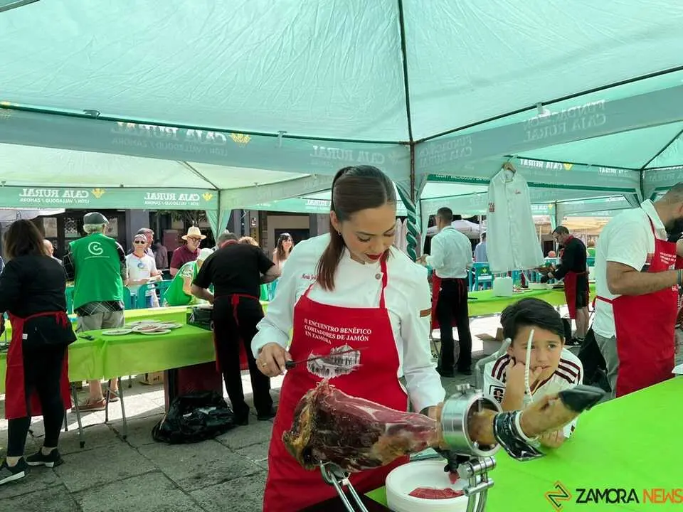 II Encuentro Ben&eacute;fico de cortadores de Jam&oacute;n _14