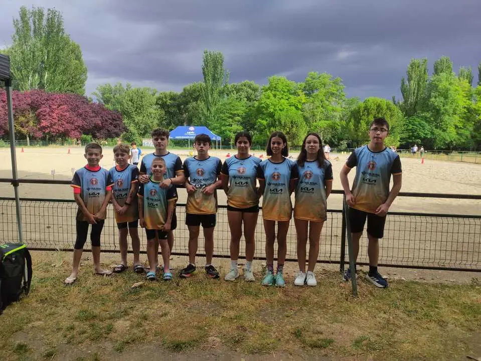 Equipo participante en las pruebas de arena