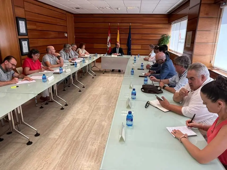 Reuni&oacute;n con los Colegios Profesionales Veterinarios