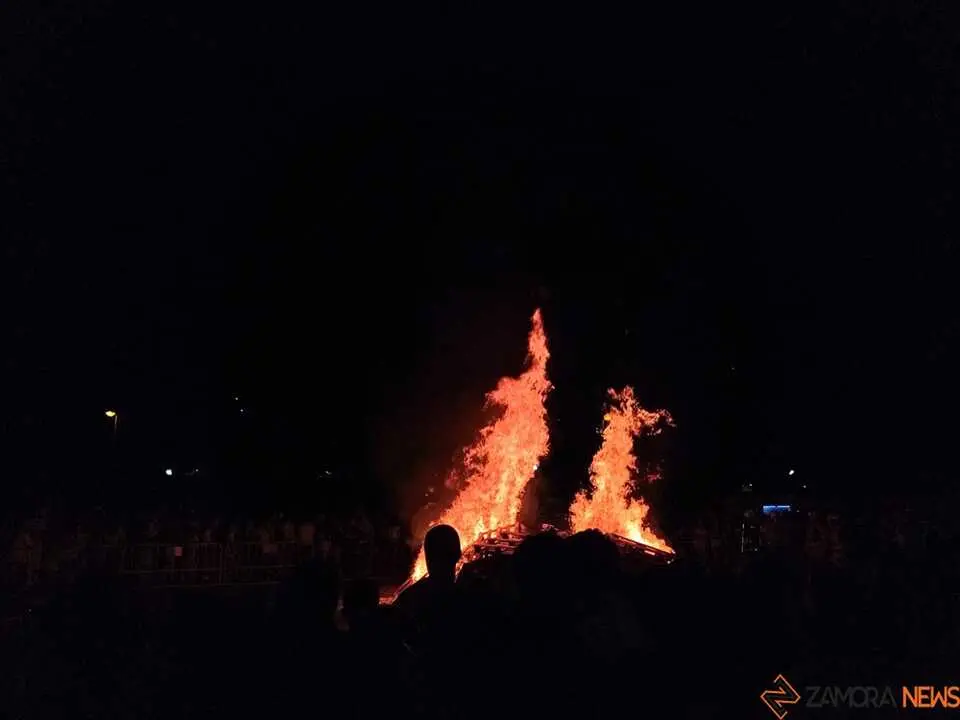 HOGUERA DE sAN JUAN _27