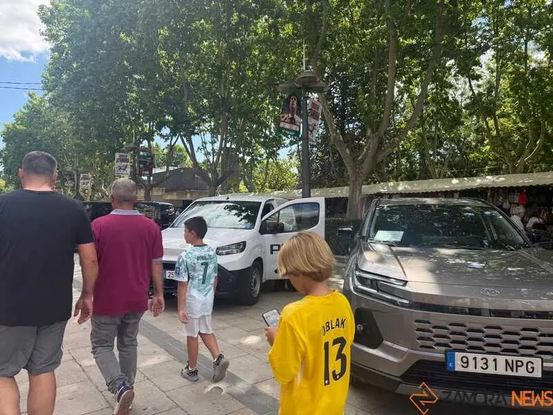 Feria del Veh&iacute;culo El&eacute;ctrico en Zamora_4