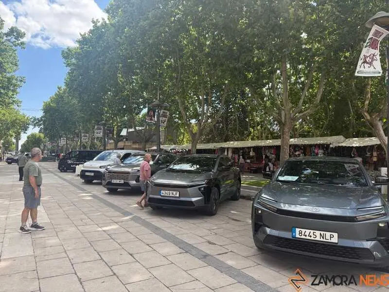 Feria del Veh&iacute;culo El&eacute;ctrico en Zamora_22