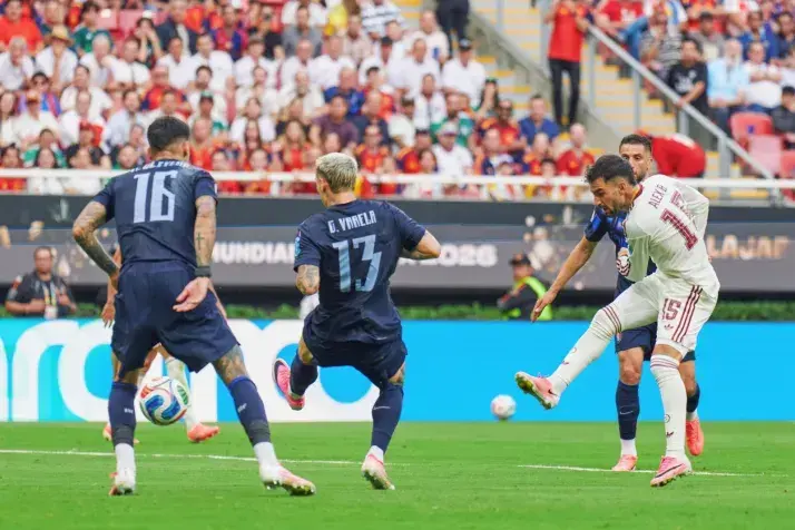 Baena en la jugada del gol contra Uruguay. FotoRFEFSalamancaAldia