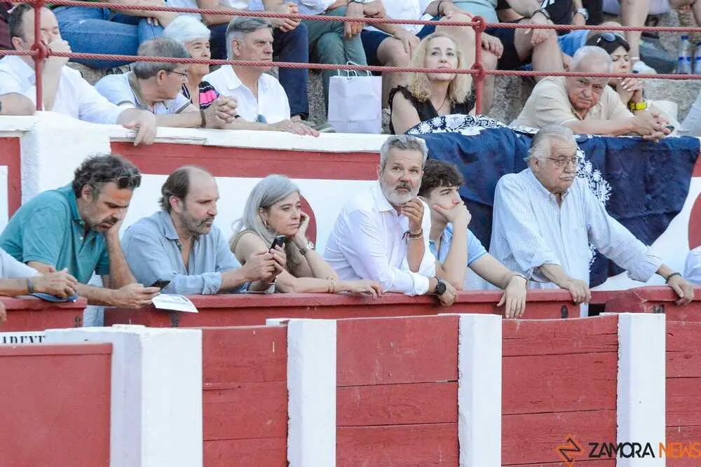 ambiente corrida toros _7