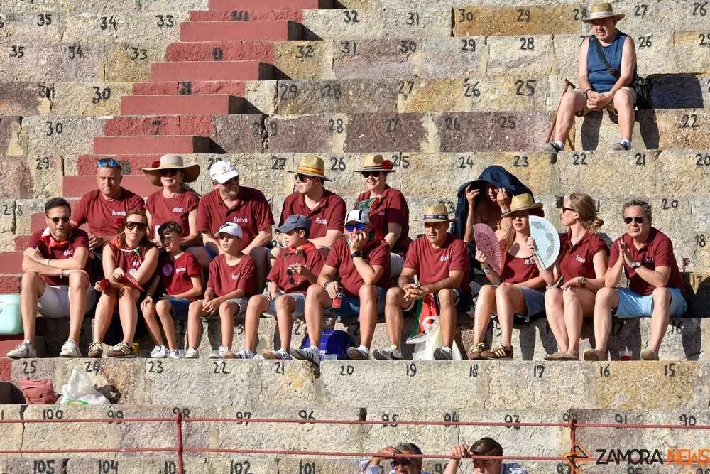 ambiente corrida toros _18