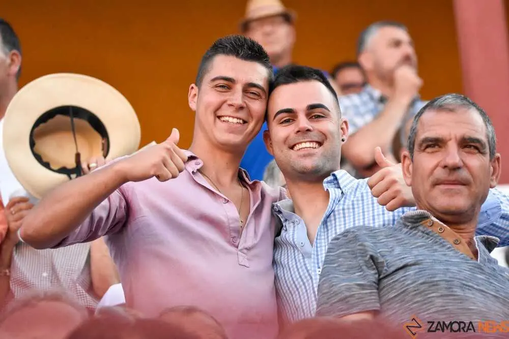 ambiente corrida toros _44