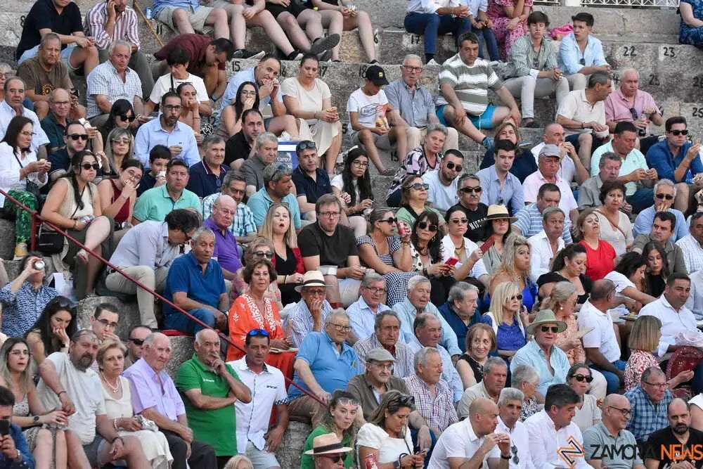 ambiente corrida toros _55