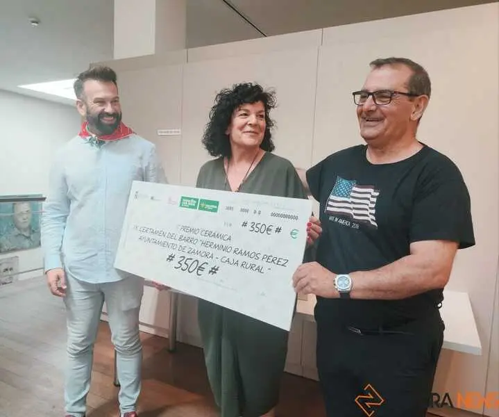 Numa Mart&iacute;n, primer premio en la categor&iacute;a de cer&aacute;mica
