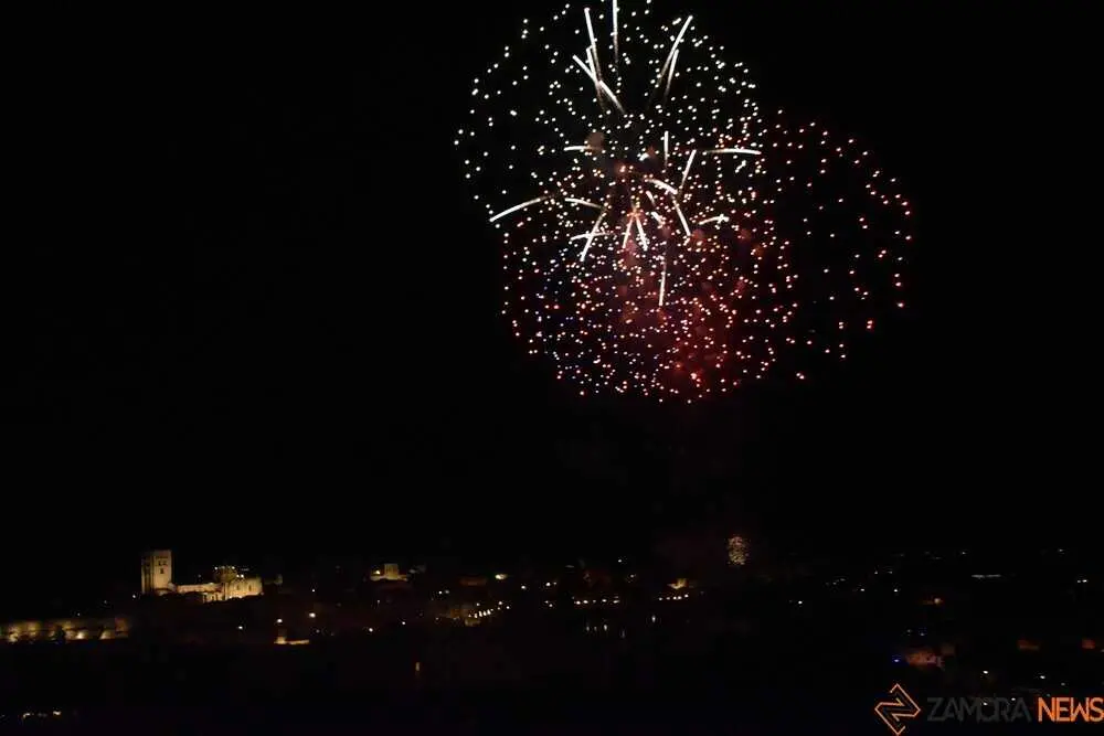 fuegos artificiales zamora 2026_19