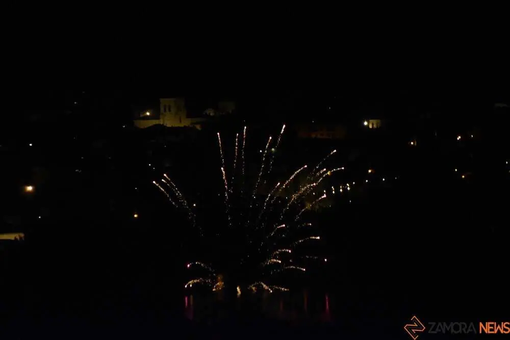 fuegos artificiales zamora 2026_46