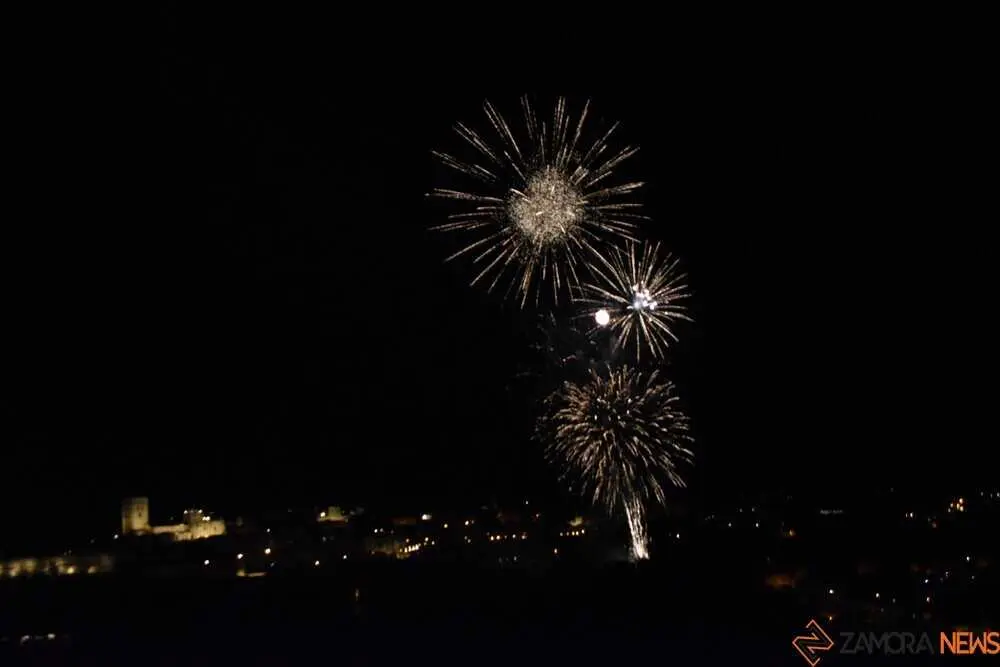 fuegos artificiales zamora 2026_75