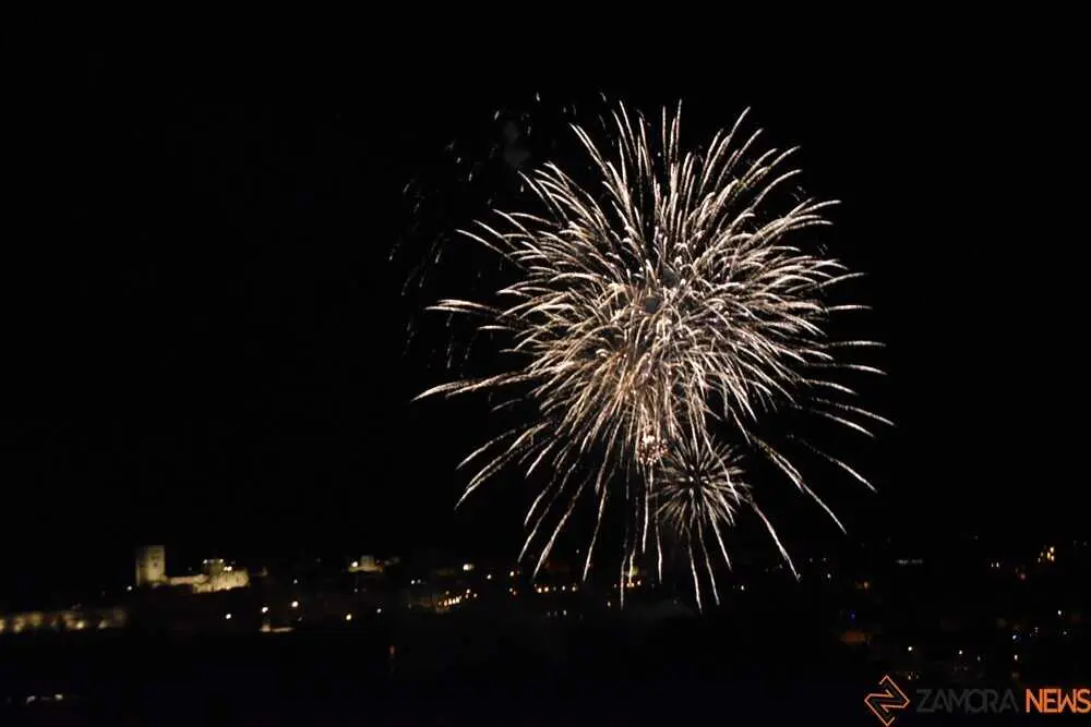 fuegos artificiales zamora 2026_80