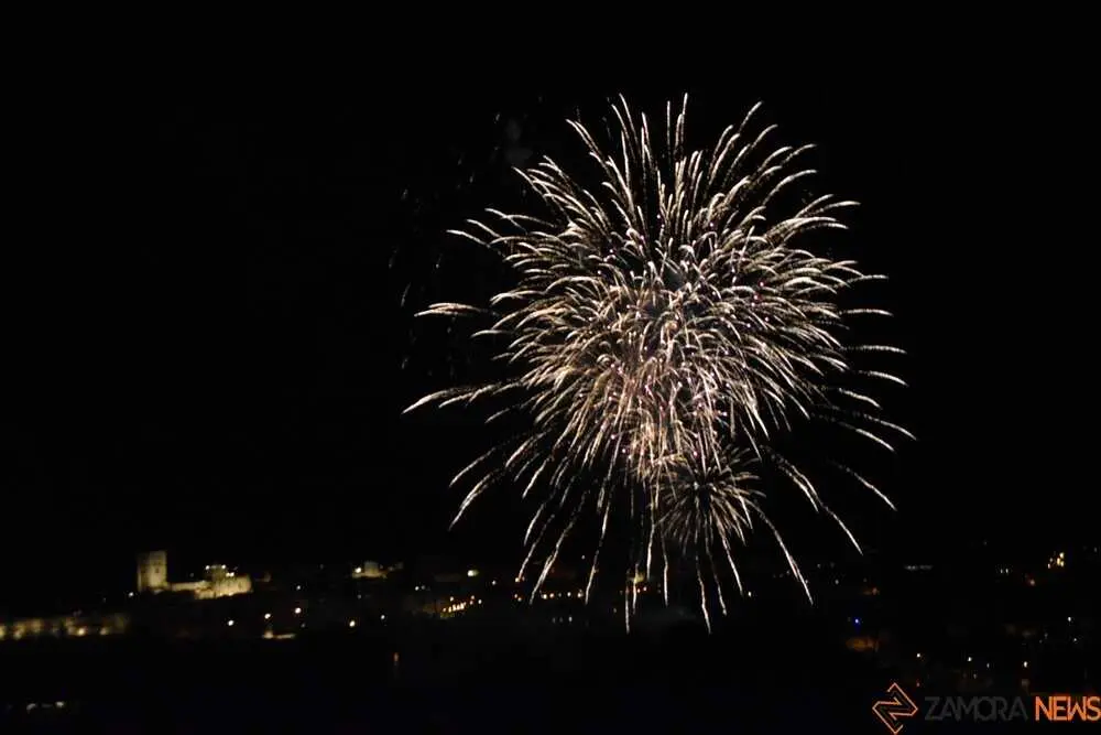 fuegos artificiales zamora 2026_81