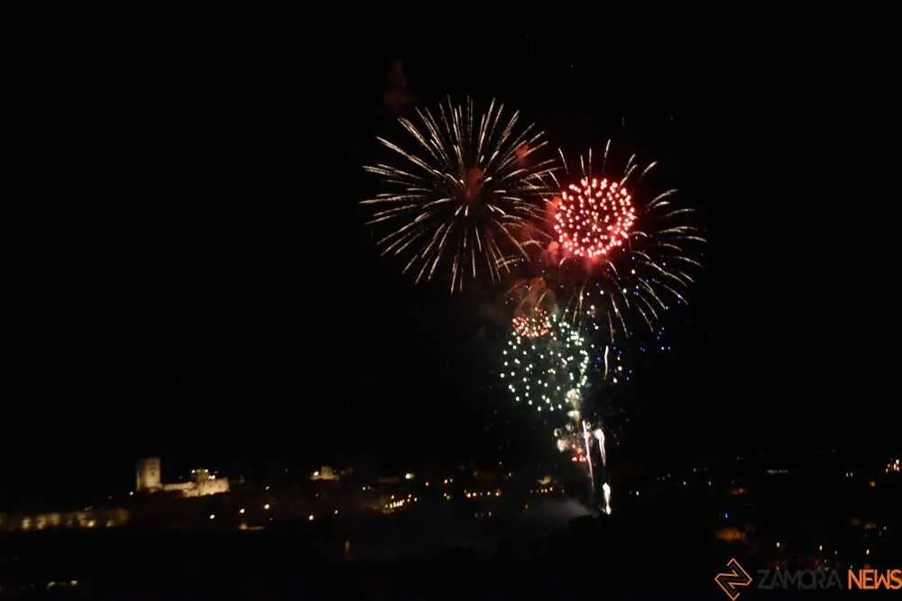 fuegos artificiales zamora 2026_83