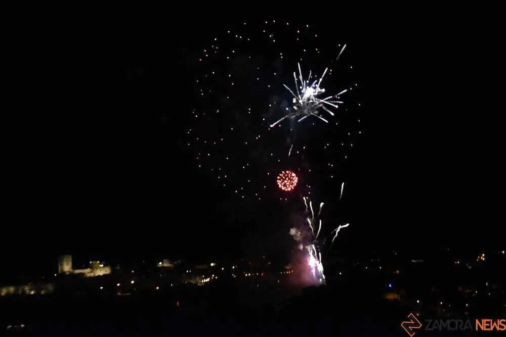 fuegos artificiales zamora 2026_92