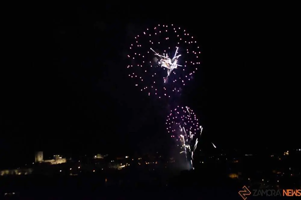 fuegos artificiales zamora 2026_94