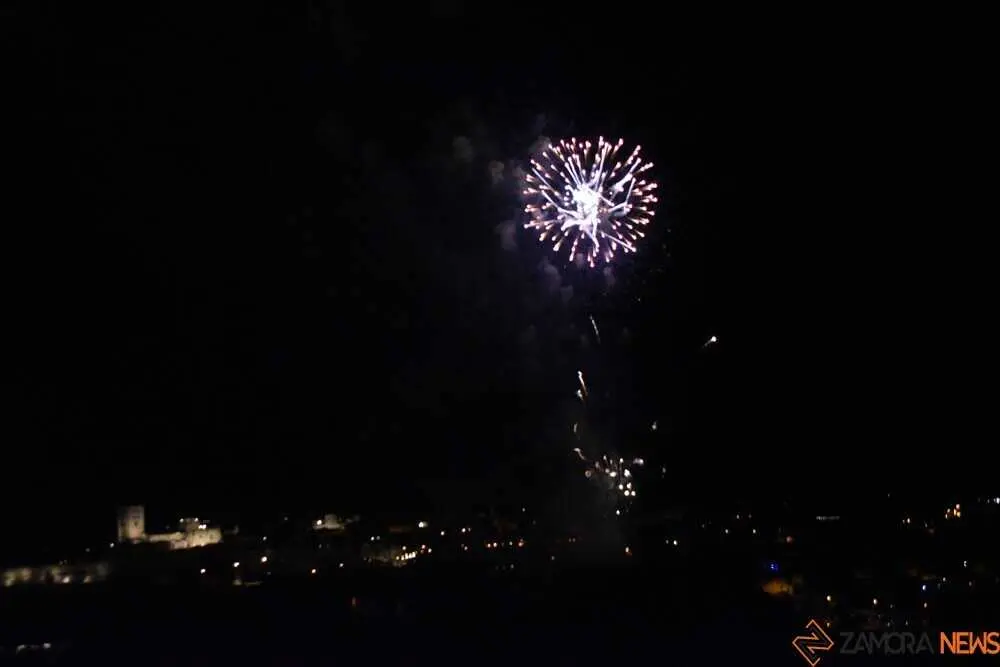 fuegos artificiales zamora 2026_98