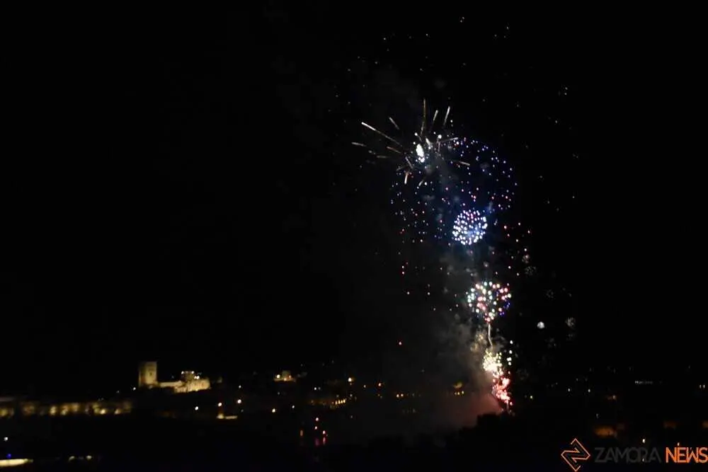 fuegos artificiales zamora 2026_113