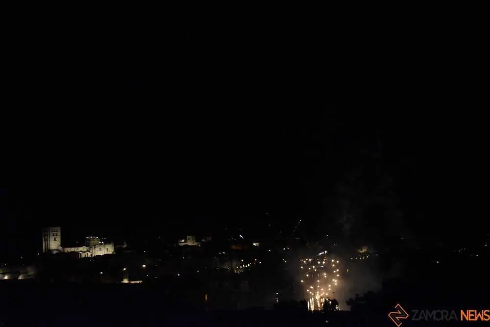 fuegos artificiales zamora 2026_171