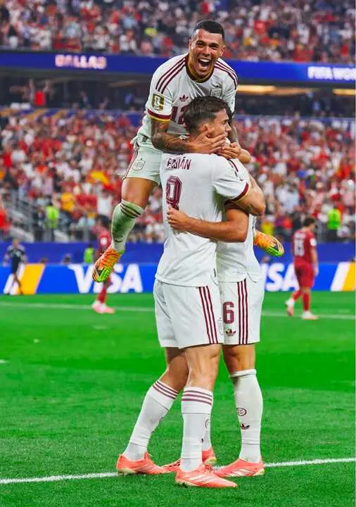 Gol Espa&ntilde;a vs portugal - imagen redes sefutbol