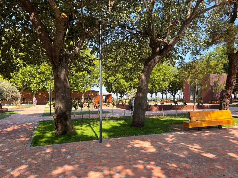 Zona de La Rosaleda Paseo de la Mota Benavente _3