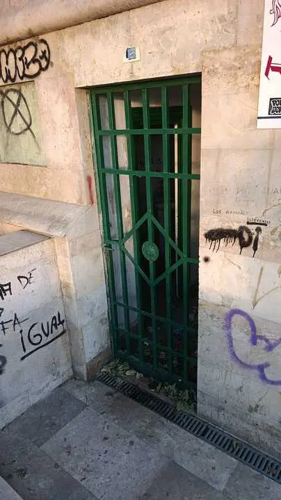 Estado de los ba&ntilde;os La Mota - imagen Izquierda Unida Benavente
