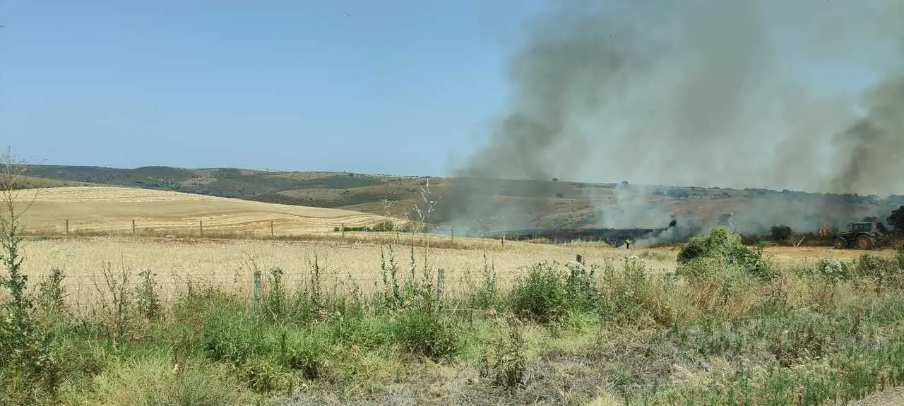 Incendio en El Perdig&oacute;n _2