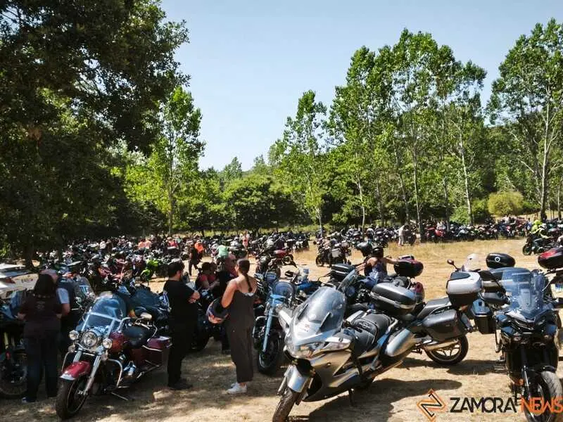  ruta central de la XXXII Concentraci&oacute;n Internacional de Motos Lago de Sanabria _20