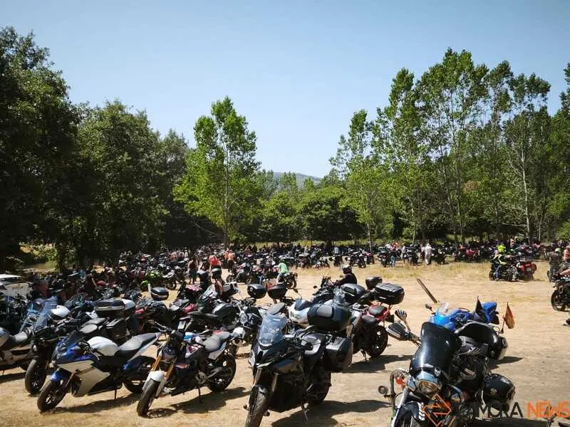  ruta central de la XXXII Concentraci&oacute;n Internacional de Motos Lago de Sanabria _24