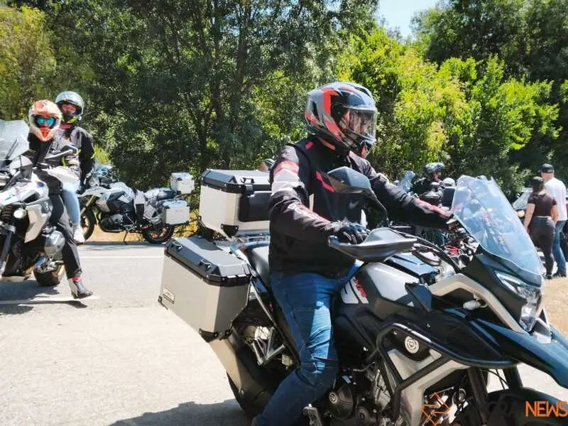  ruta central de la XXXII Concentraci&oacute;n Internacional de Motos Lago de Sanabria _26