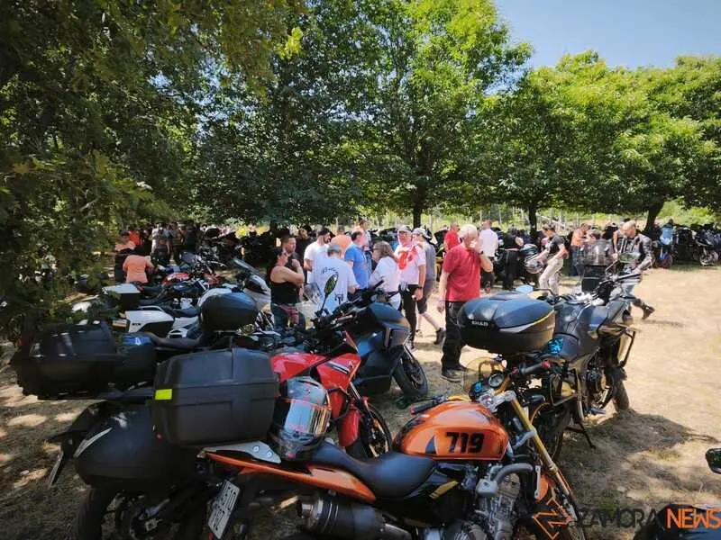  ruta central de la XXXII Concentraci&oacute;n Internacional de Motos Lago de Sanabria _32
