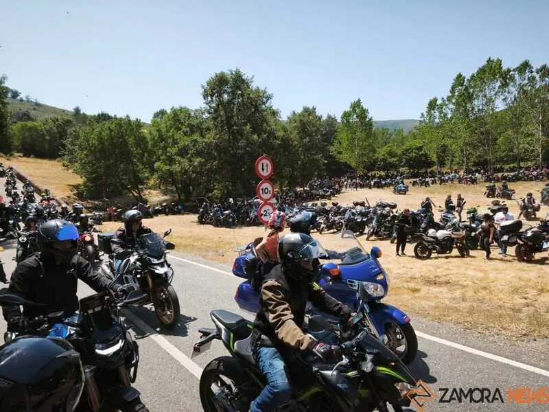  ruta central de la XXXII Concentraci&oacute;n Internacional de Motos Lago de Sanabria _42