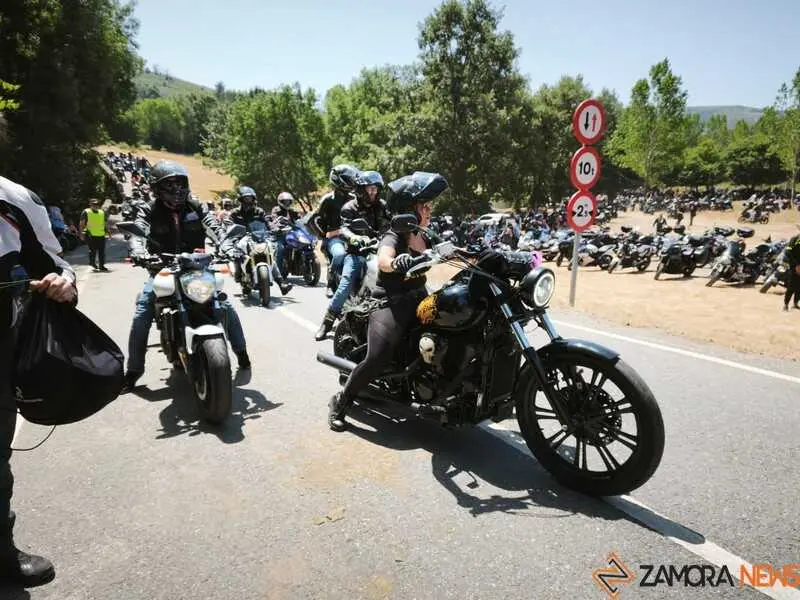  ruta central de la XXXII Concentraci&oacute;n Internacional de Motos Lago de Sanabria _44