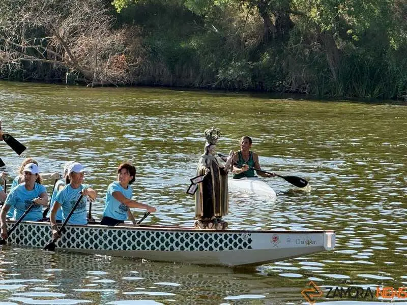 procesi&oacute;n fluvial Virgen del Carmen _2