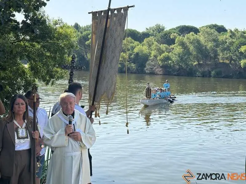 procesi&oacute;n fluvial Virgen del Carmen _6