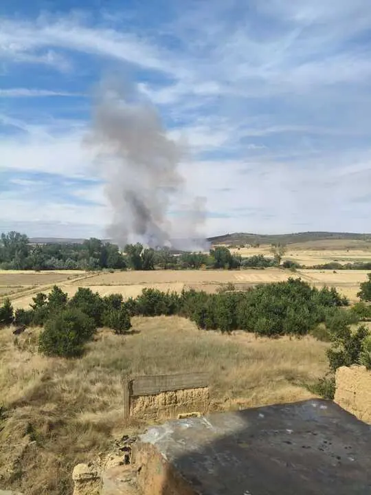 incendio entre Tardem&eacute;zar y Rosinos de Vidriales
